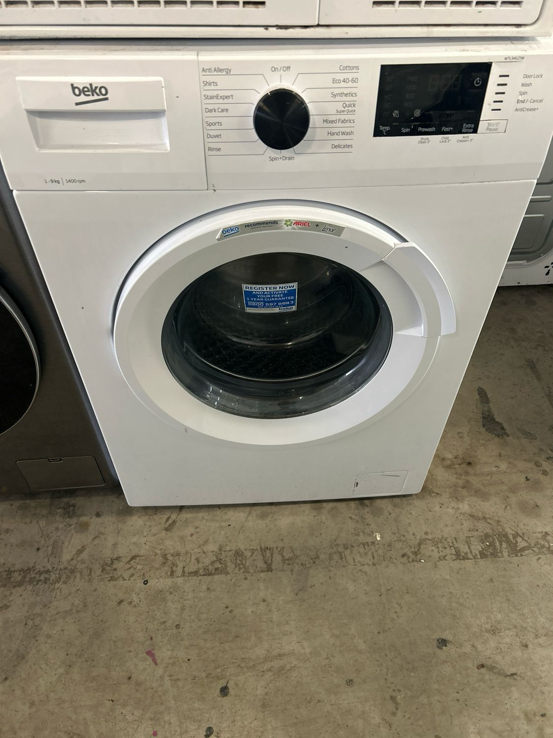 Beko WTL94121W 9kg 1400rpm Washing Machine White