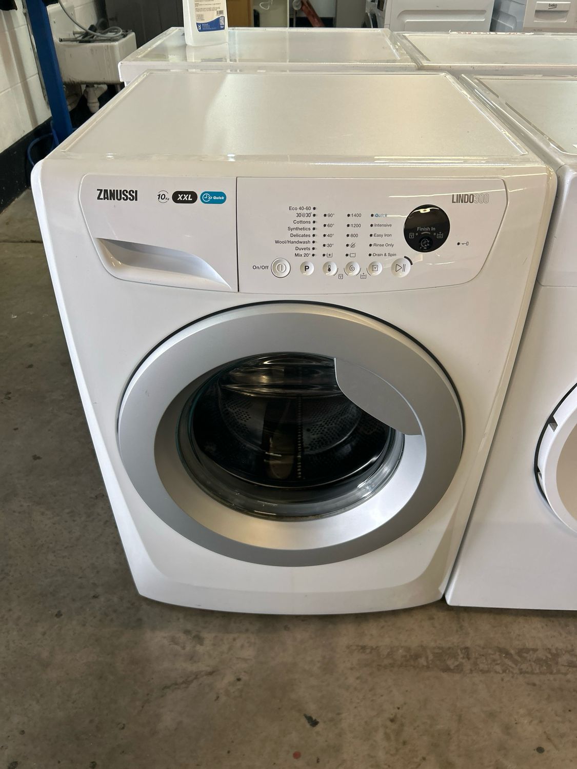 Zanussi ZWFO1483WR 10kg 1400rpm Washing Machine White