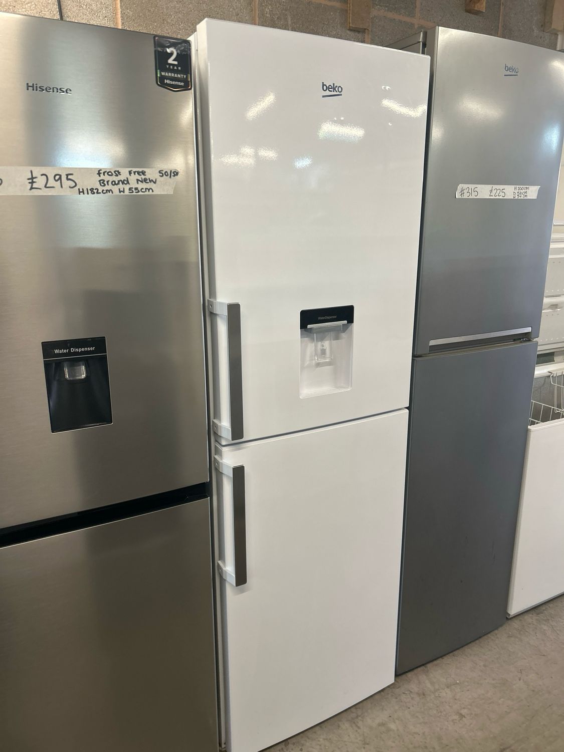 Beko CFP1691 Fridge Freezer H190cm W60cm White