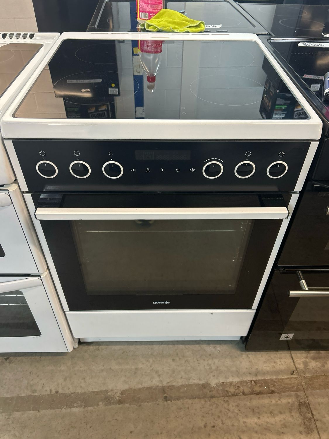 Gorenje 60cm Ceramic Hob Induction Hob White