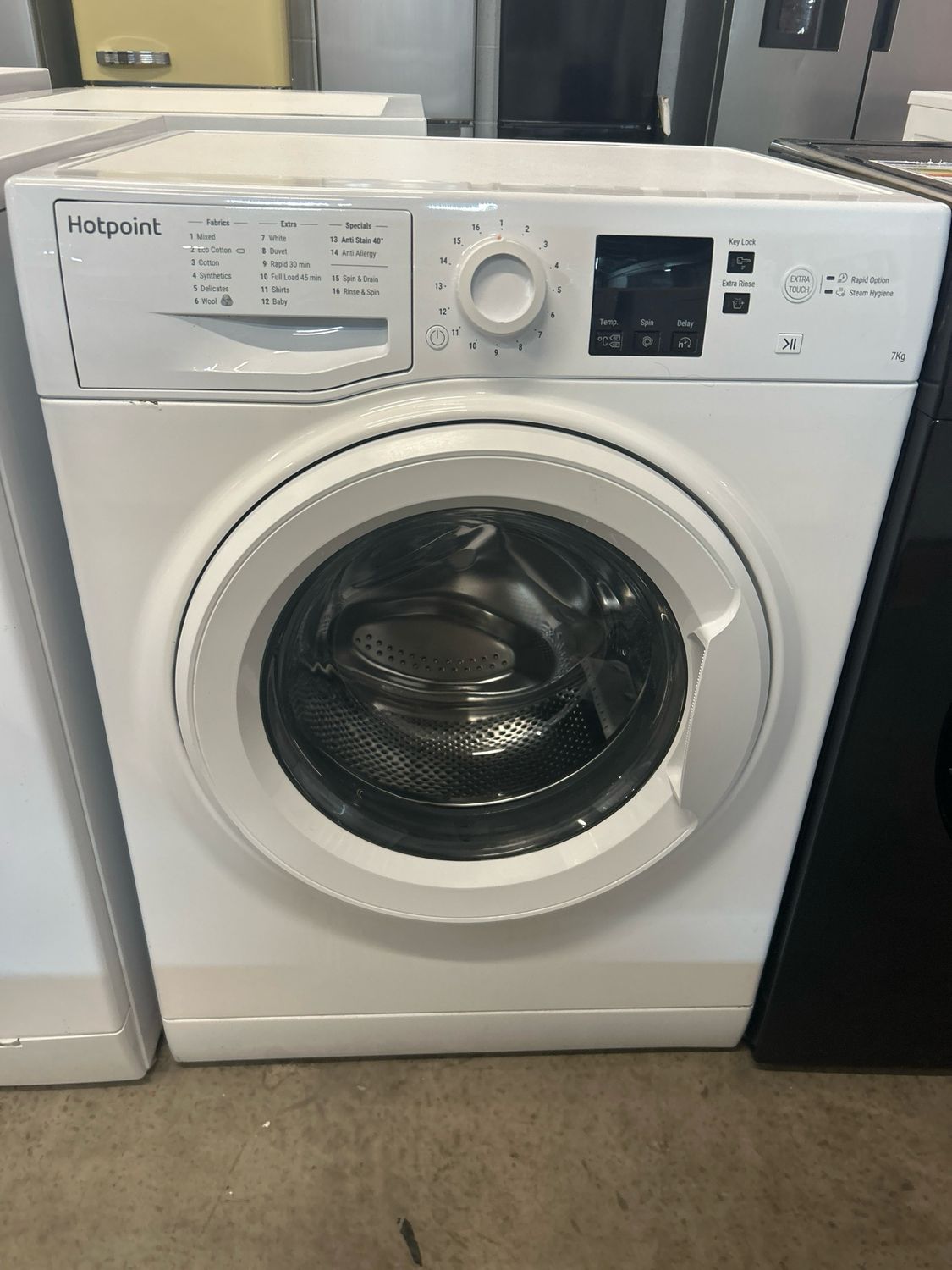 Hotpoint NSWM743UWUK 7kg 1400rpm Washing Machine White