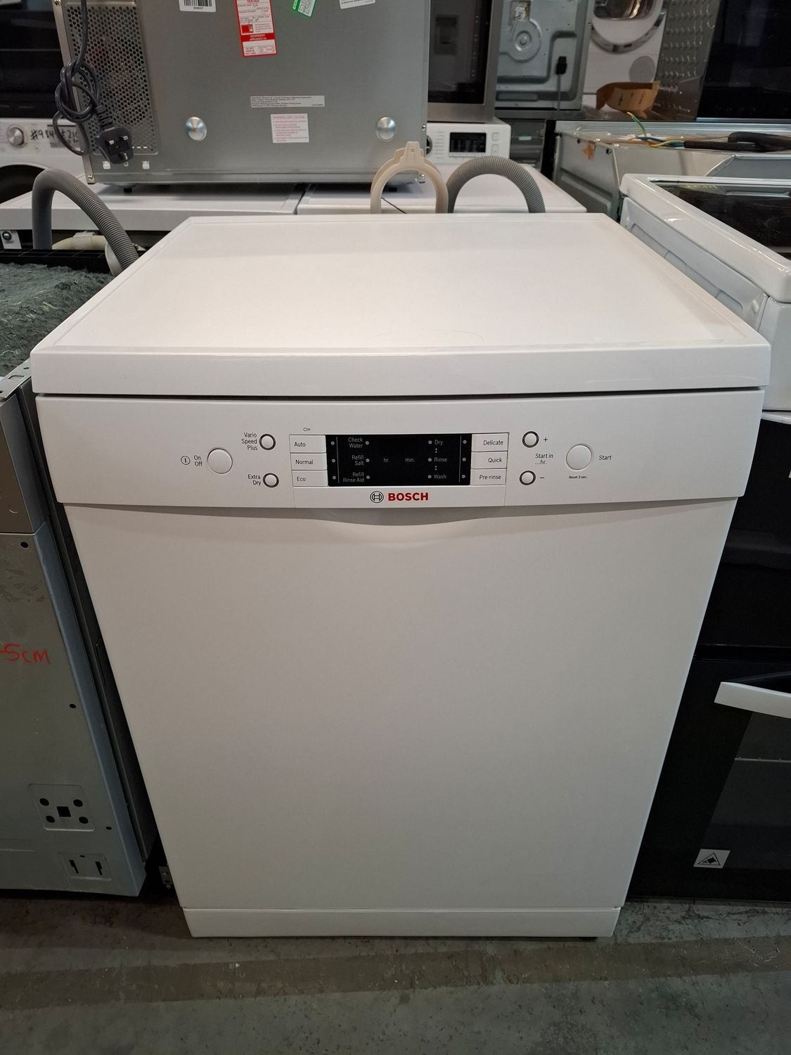 Bosch SMS63M42GB 60cm Dishwasher White Refurbished 