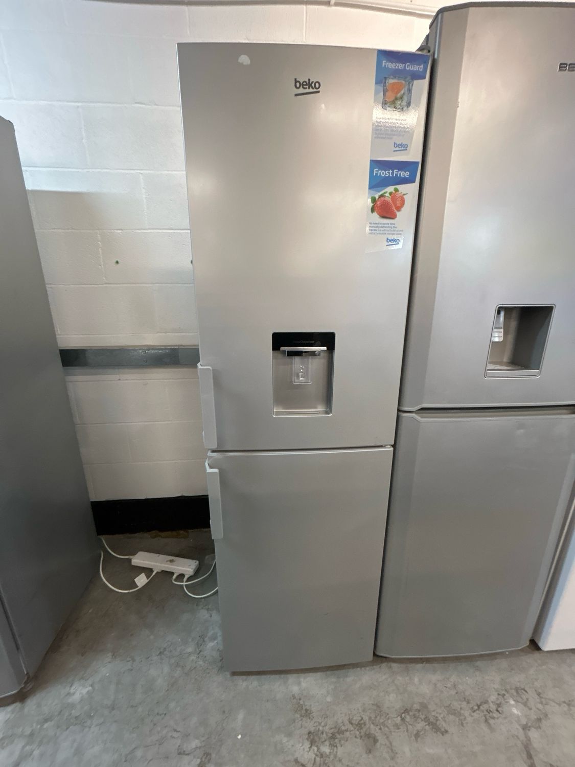 Beko CXFP1582DS Tall Fridge Freezer Silver H180cm W55cm D55cm Refurbished
