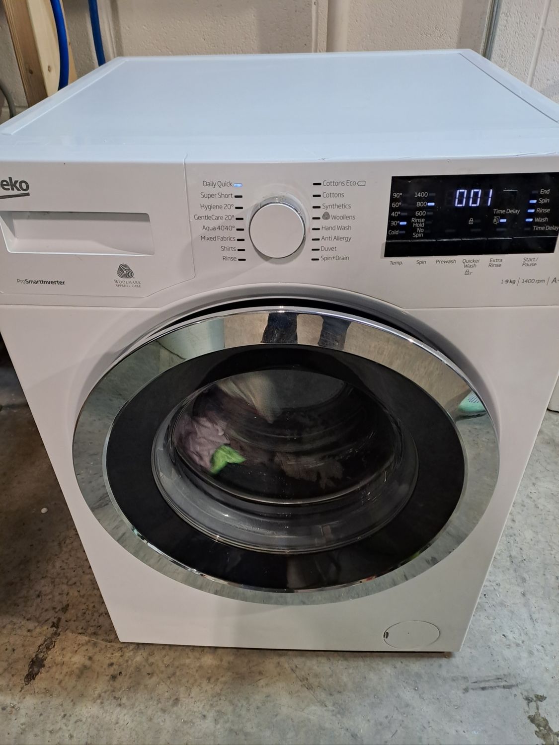 Beko WX943440W 9KG 1400rpm Washing Machine White A+++ H84 W59.5 D64cm  