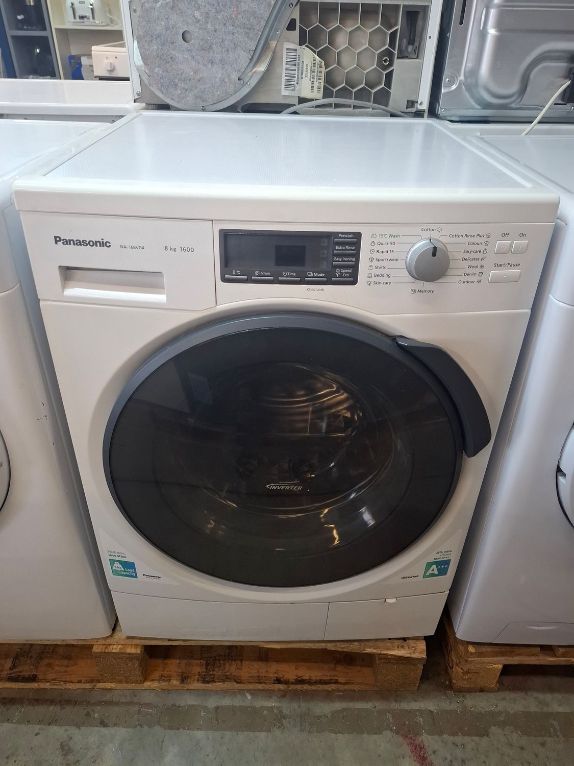 Panasonic NA-168VG4 8kg 1600rpm Washing Machine White