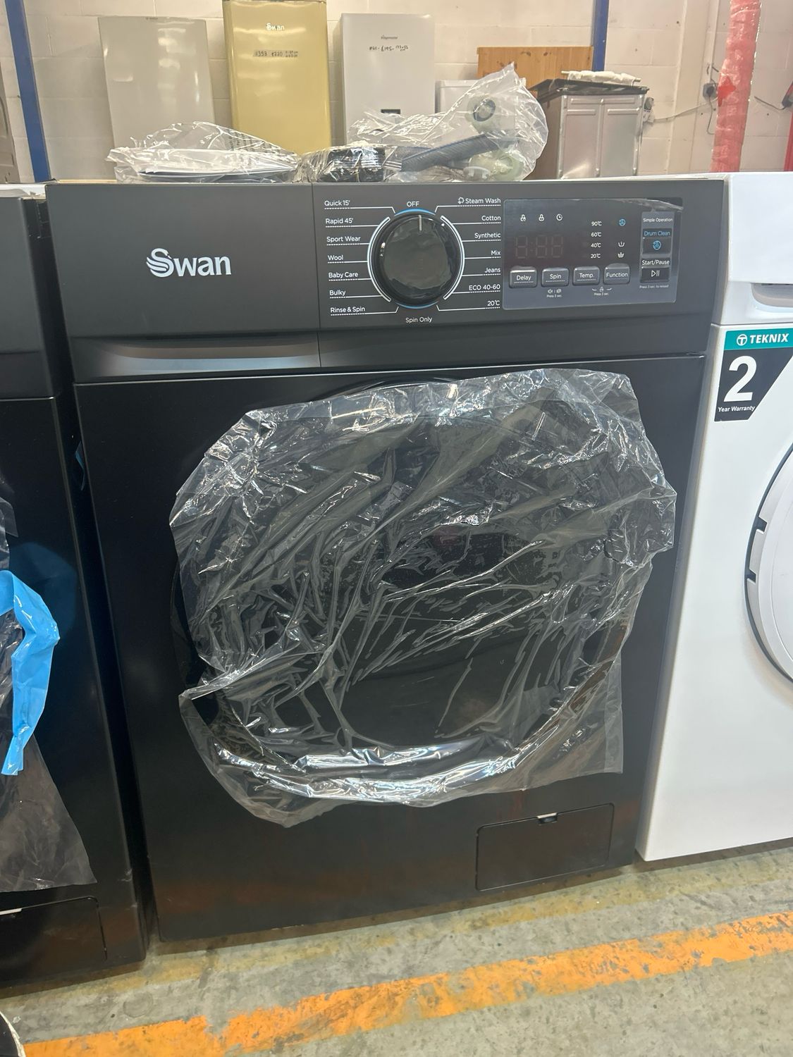 Swan SW75120B 8KG 1400rpm Washing Machine Black New Graded