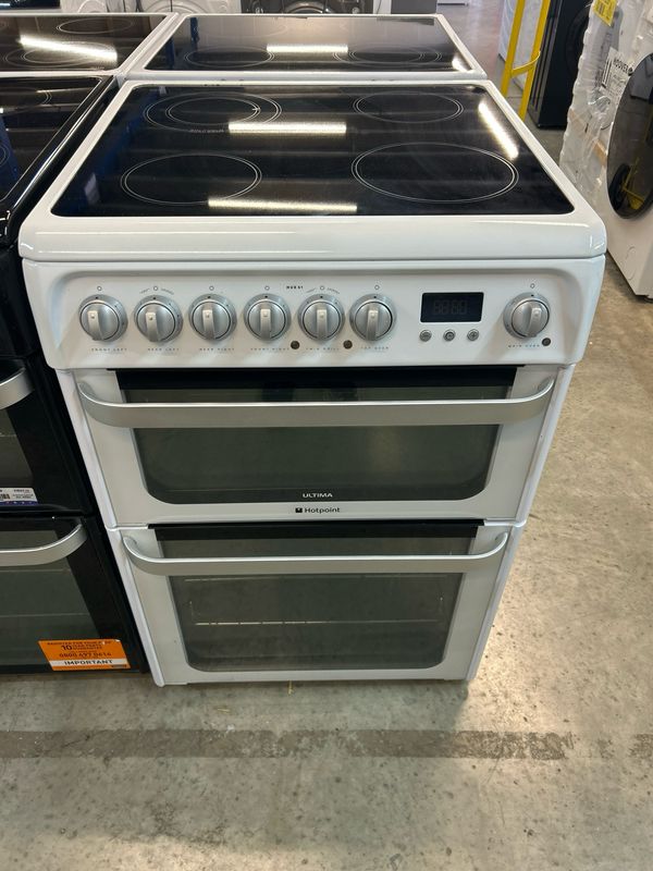 Hotpoint HUE61PS 60cm Electric cooker Double Oven White