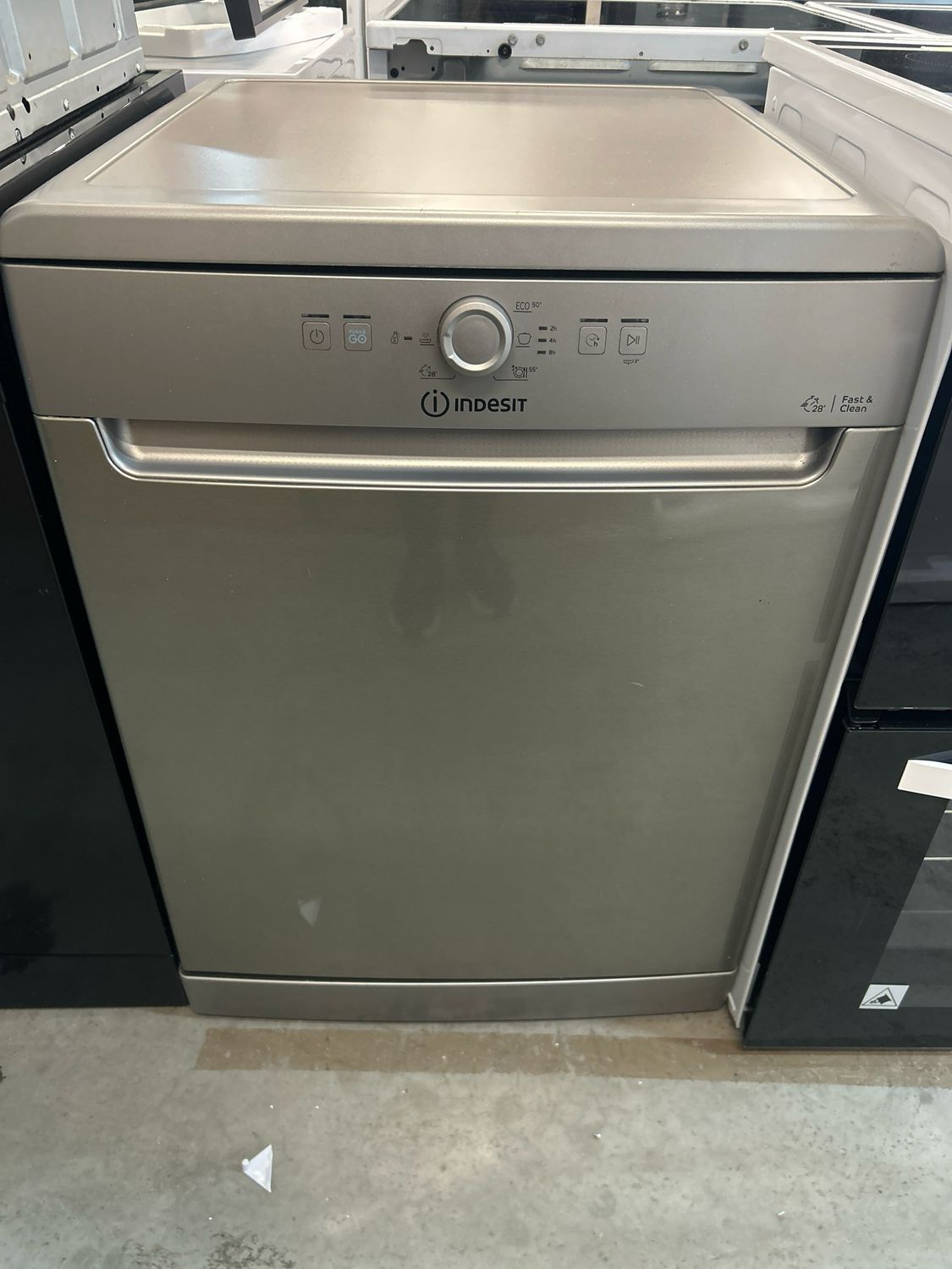 Indesit DFE1B19X Freestanding Dishwasher Full Size 60cm Silver