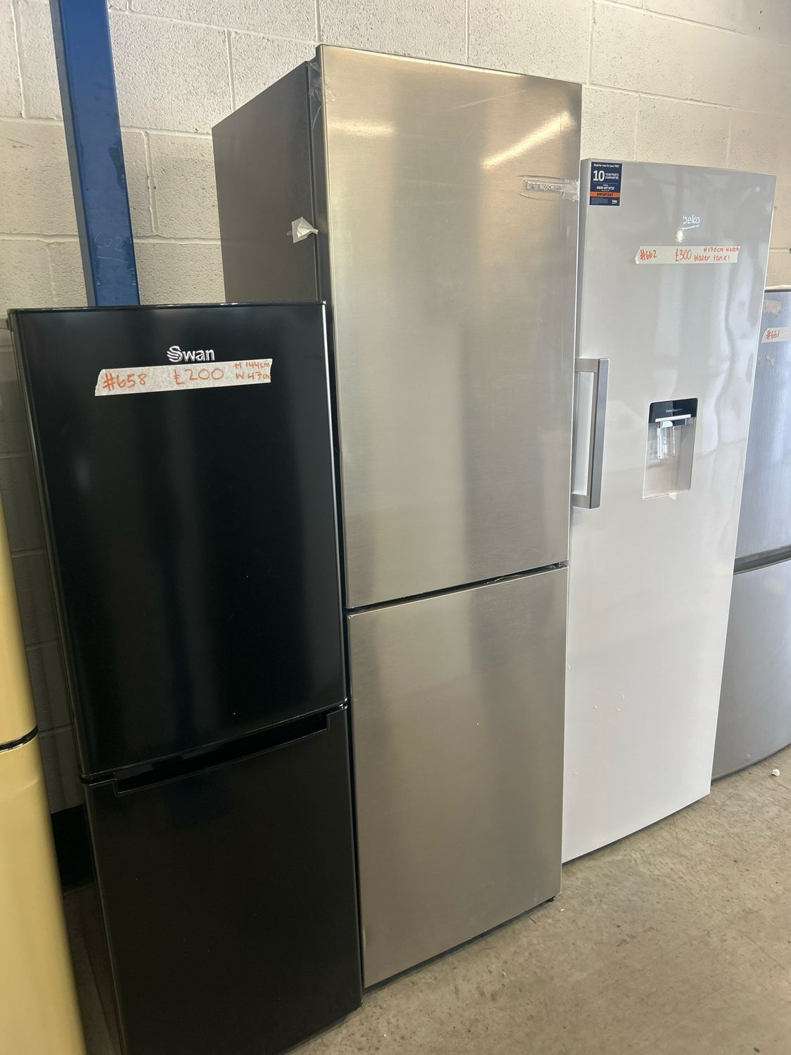 Bosch KGN27NLEAG Fridge Freezer Silver New Graded 50/50 H182cm W55cm