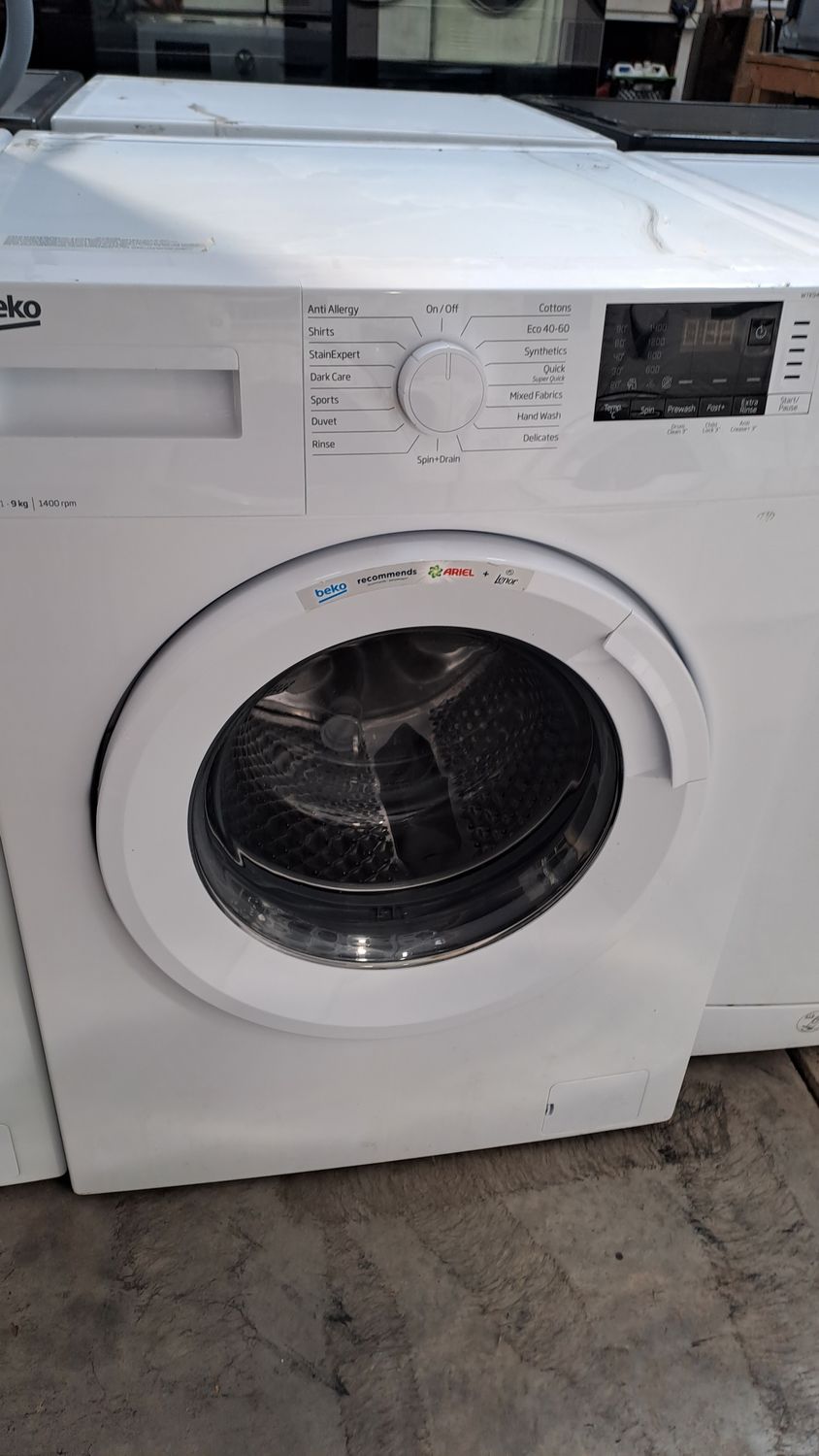 Beko WTK94121W 9kg Load 1400 Spin Washing Machine White