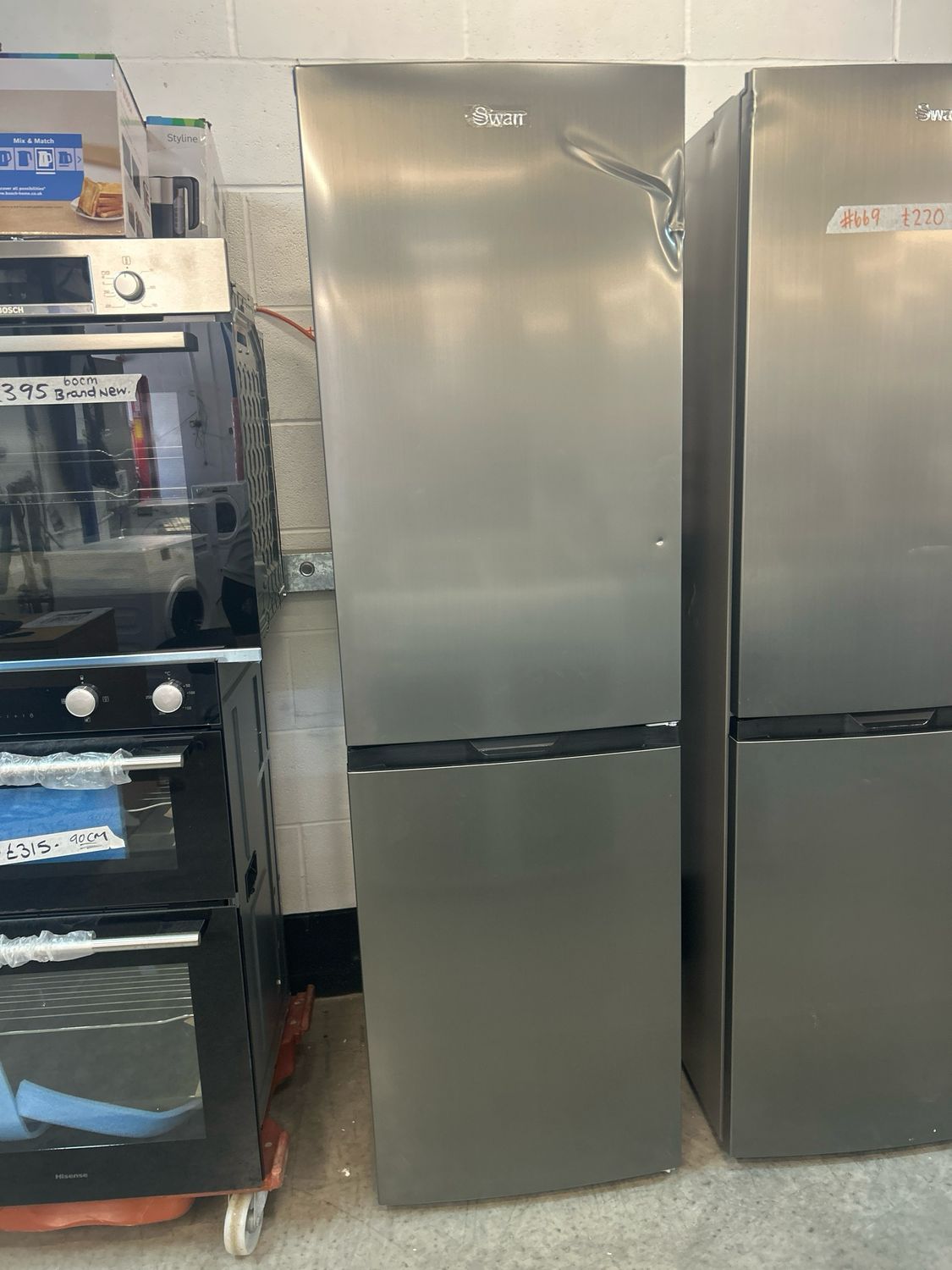 Swan SR156120I Fridge Freezer H182cm W55cm D55cm Silver New Graded