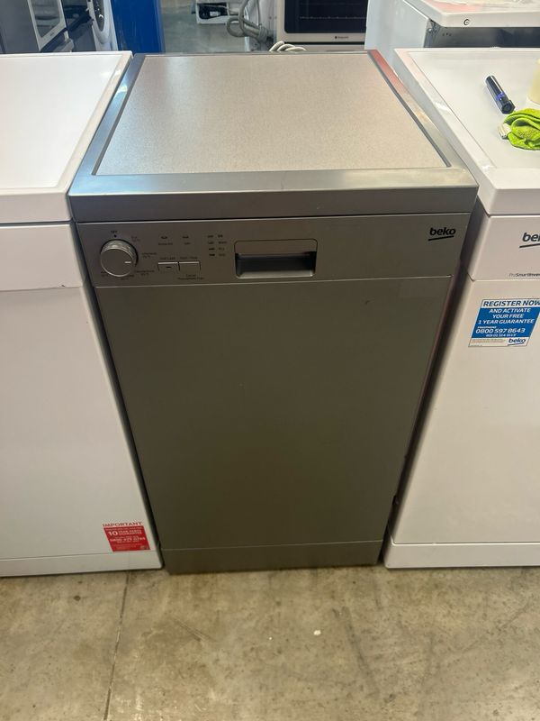 Beko DFS05020S 45cm Freestanding Slimline Dishwasher Silver