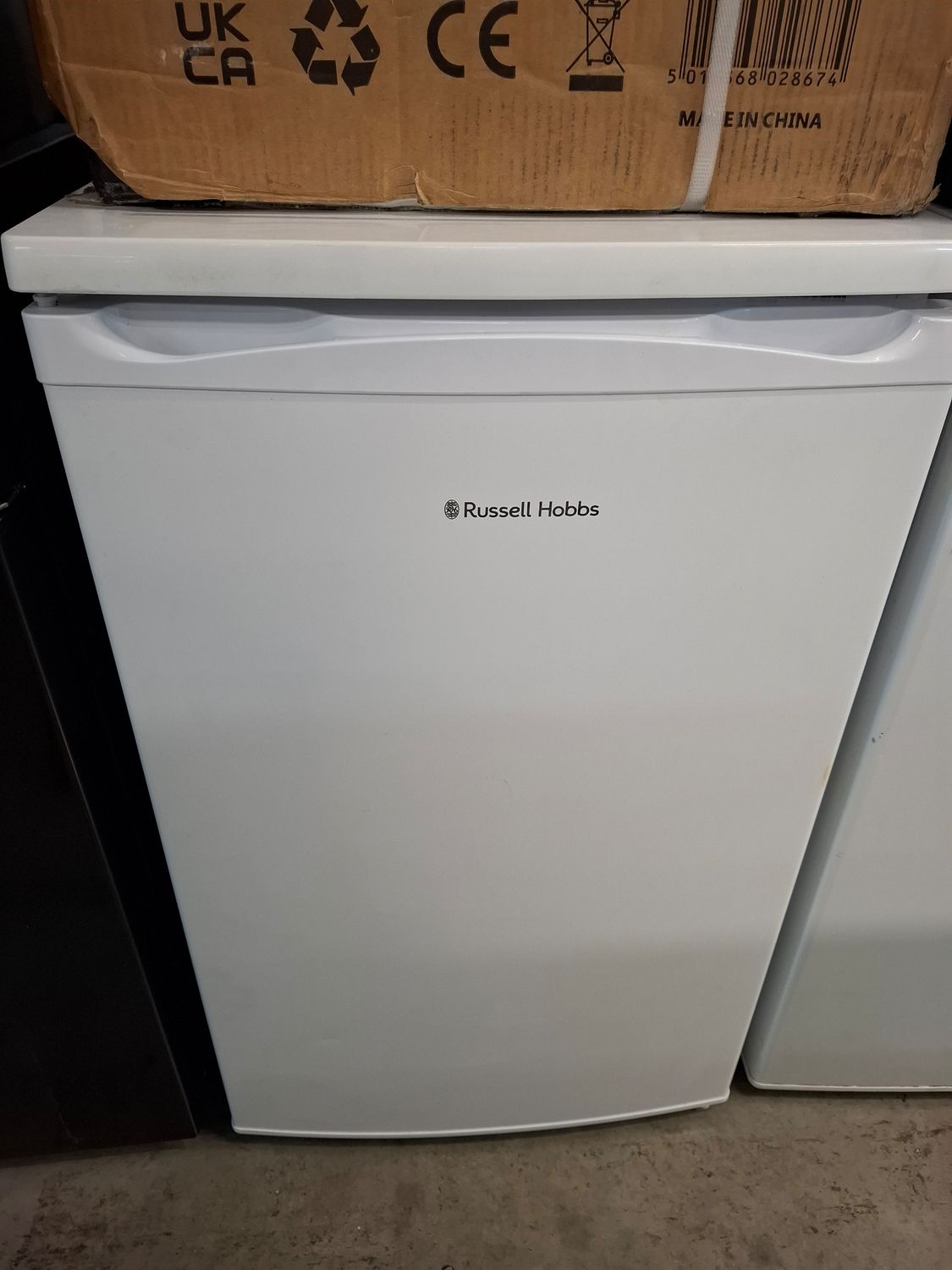 Russell Hobbs 55cm Under Counter Fridge