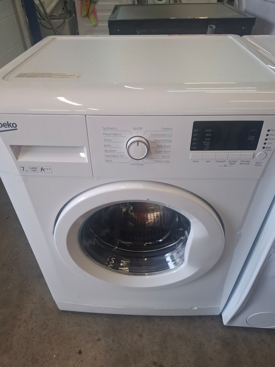 Beko WM74155LW 7kg Load 1500 Spin Washing Machine White  