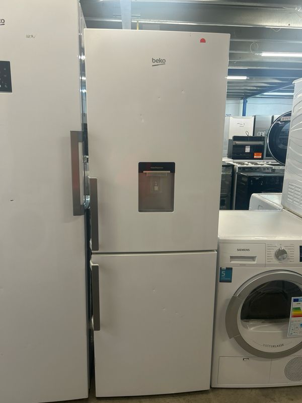 Beko CFP16750W Fridge Freezer H174cm W60cm White