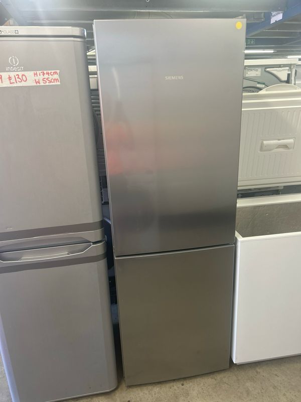 Siemens KG33WI31G Fridge Freezer H175cm W59cm Silver