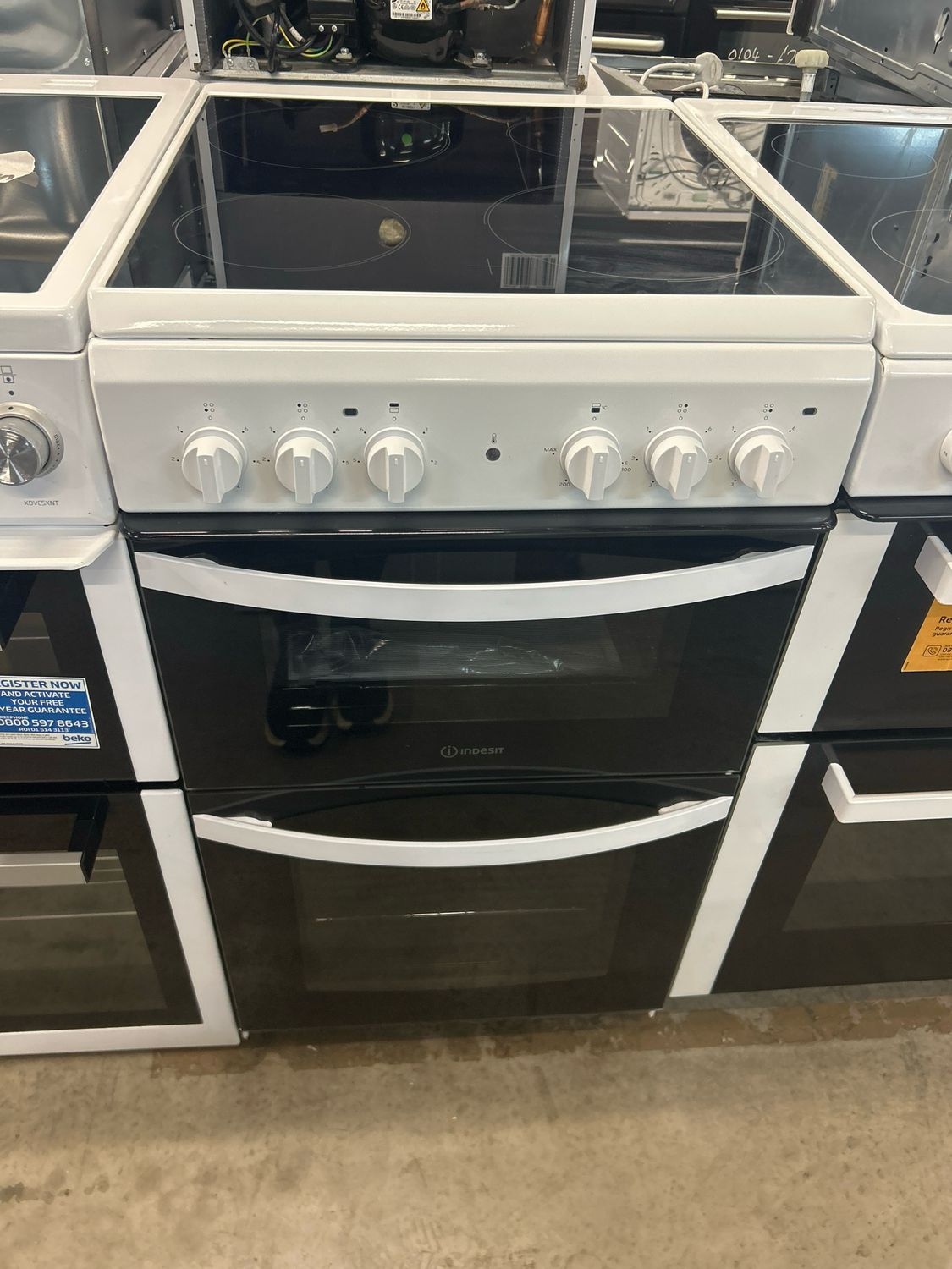 Indesit ID5V92KMW 50cm Electric Cooker Ceramic White