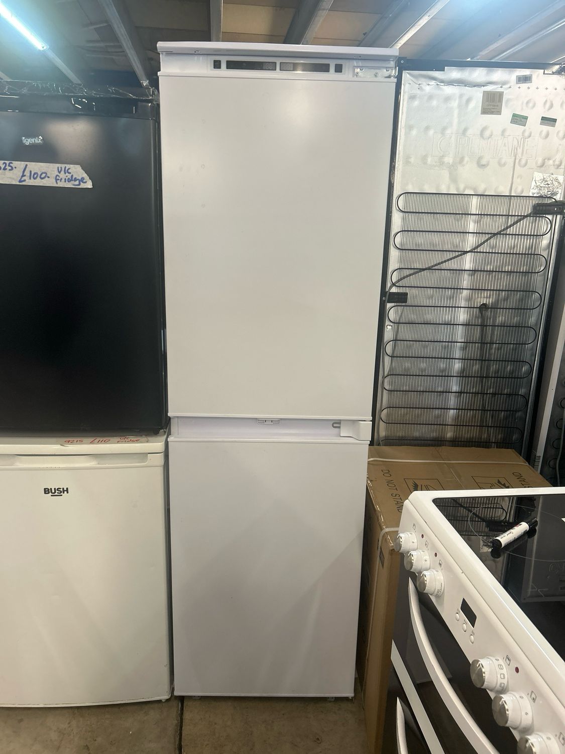Montpellier MIFF5151F 50/50 Integrated Frost Free Fridge Freezer with Sliding Door Fixing Kit H177cm W54cm D55cm