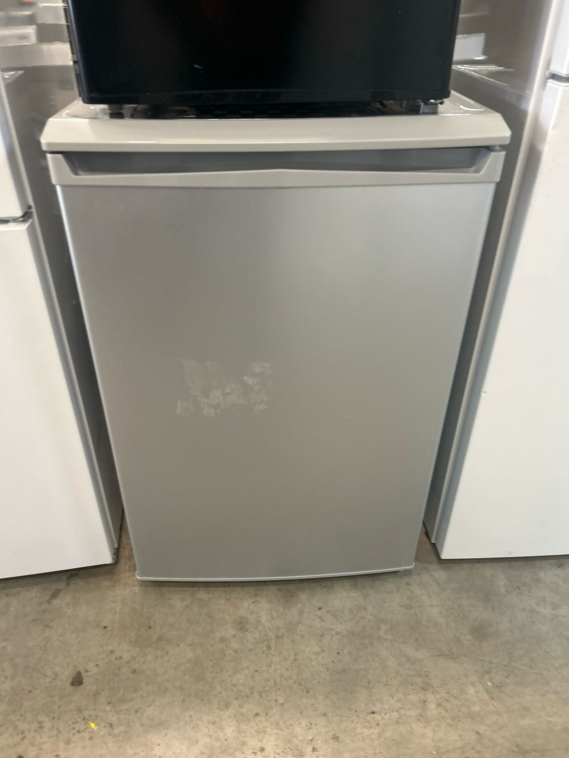 Beko Undercounter Fridge H84cm W55cm Silver