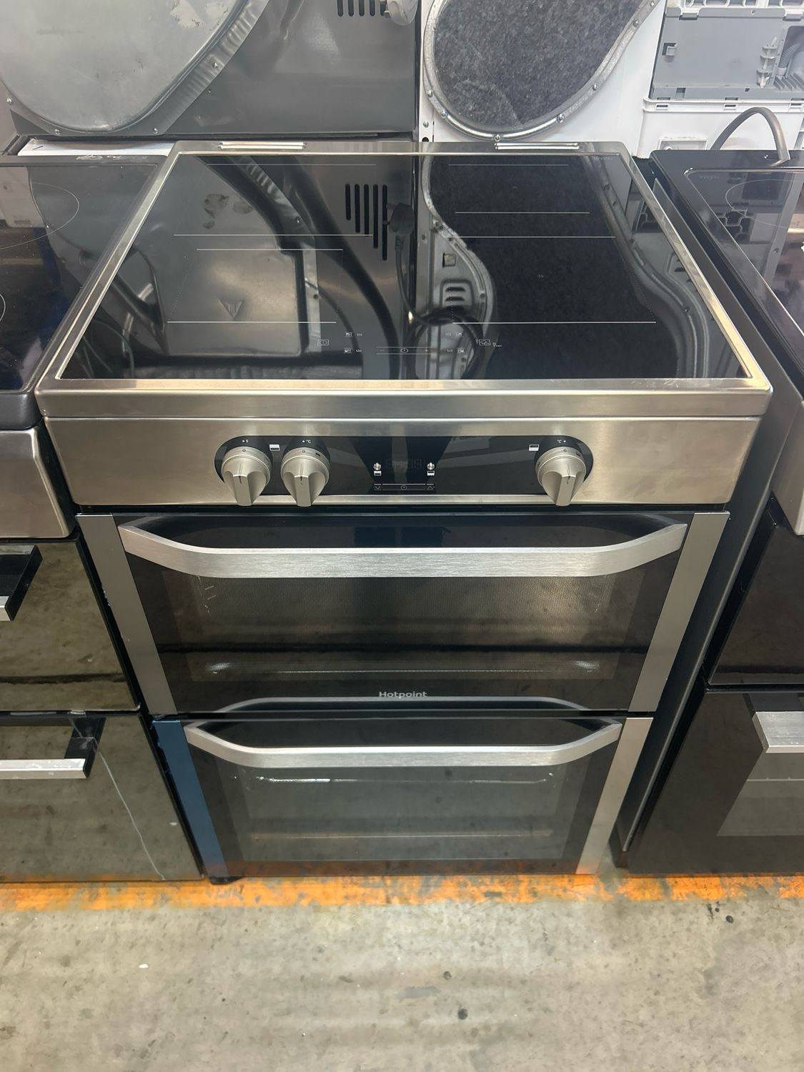 Hotpoint HDM67I9H2CX/UK 60Cm Stainless Steel Freestanding Electric Induction Cooker