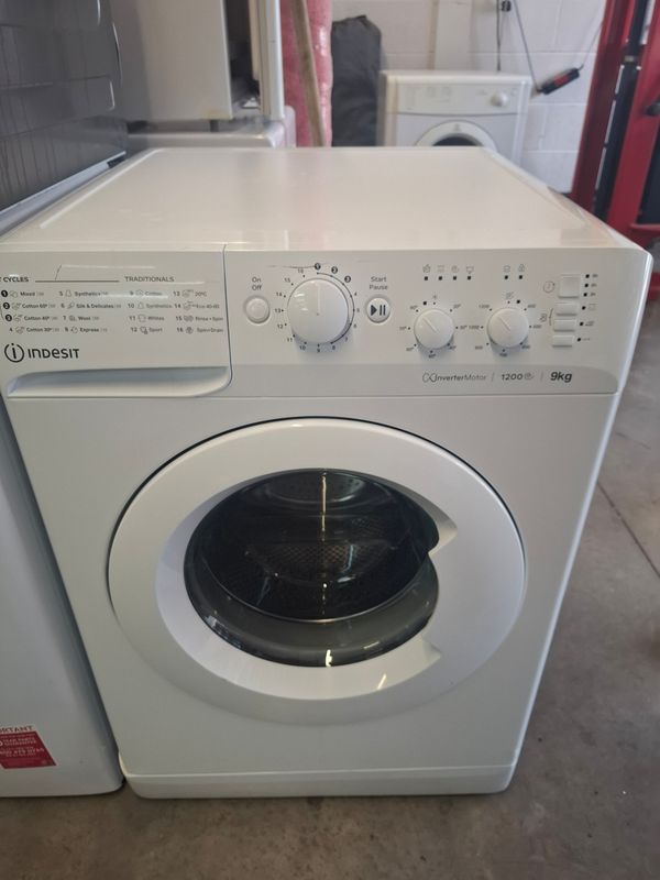 Indesit MTWC91284W 9kg Load 1200 Spin Washing Machine Refurbished 