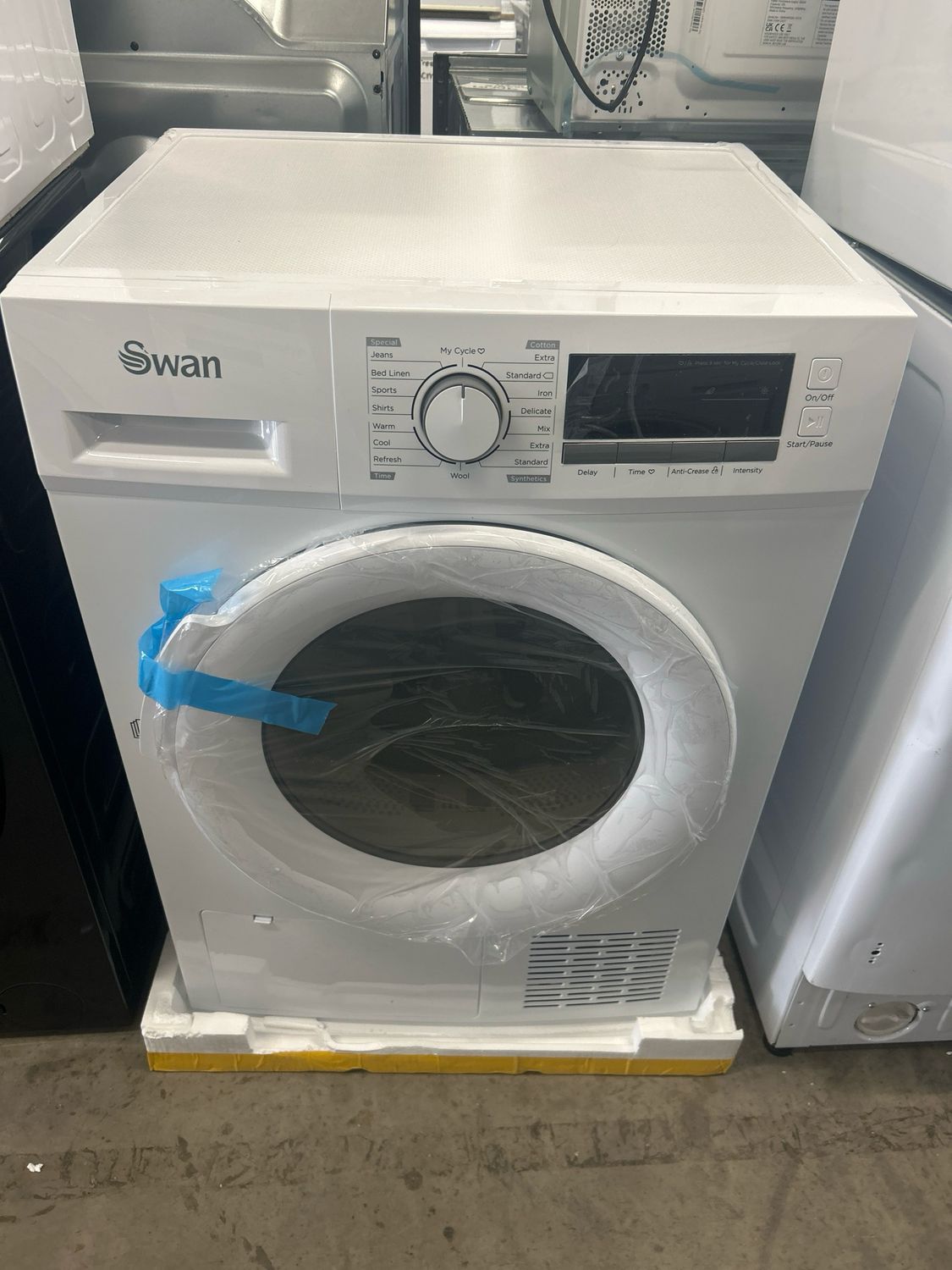 Swan Sth75110W 8KG Heat Pump Condenser Dryer White New Graded