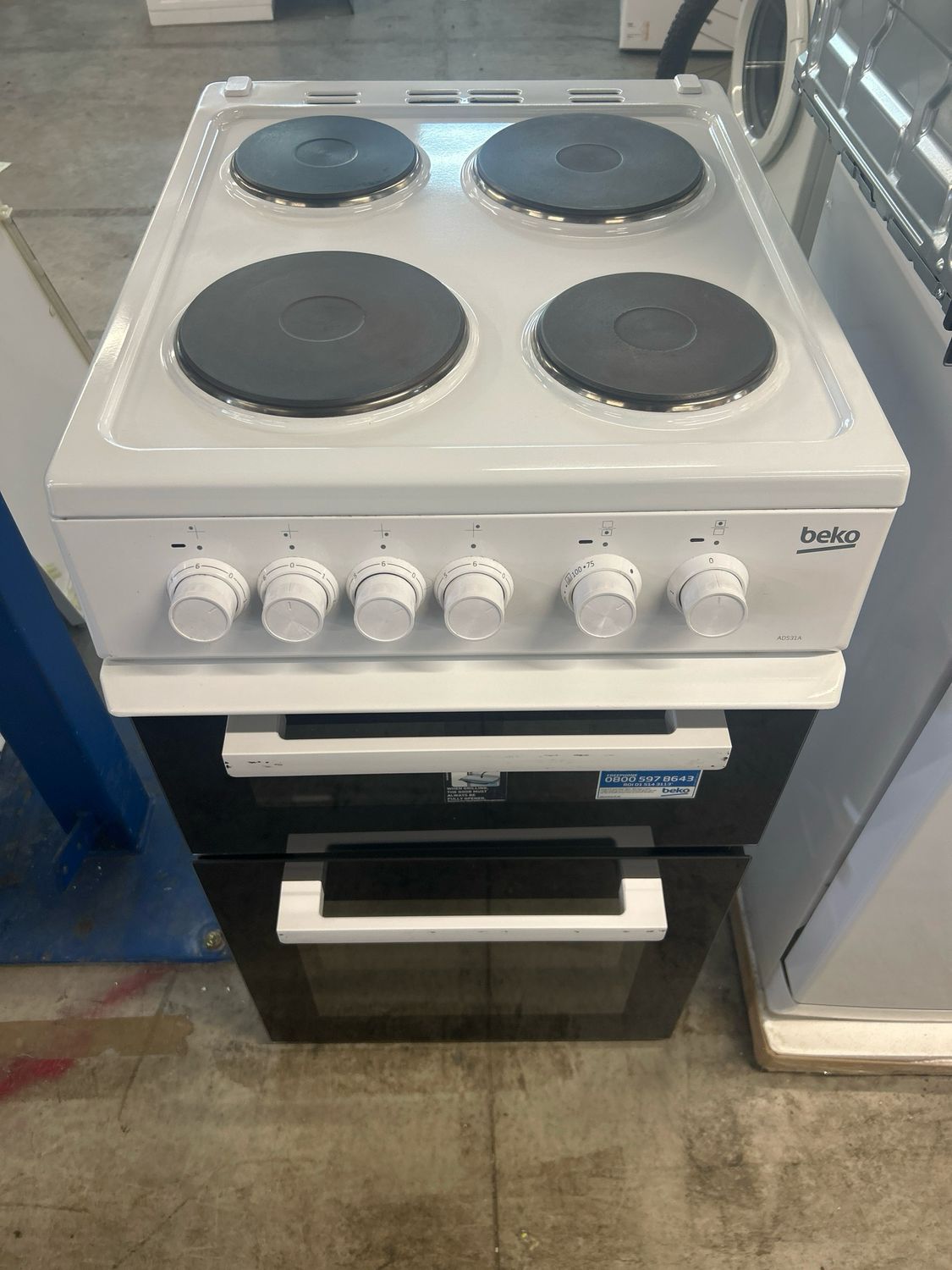Beko AD531A 50cm Electric Cooker Solid Hobs White