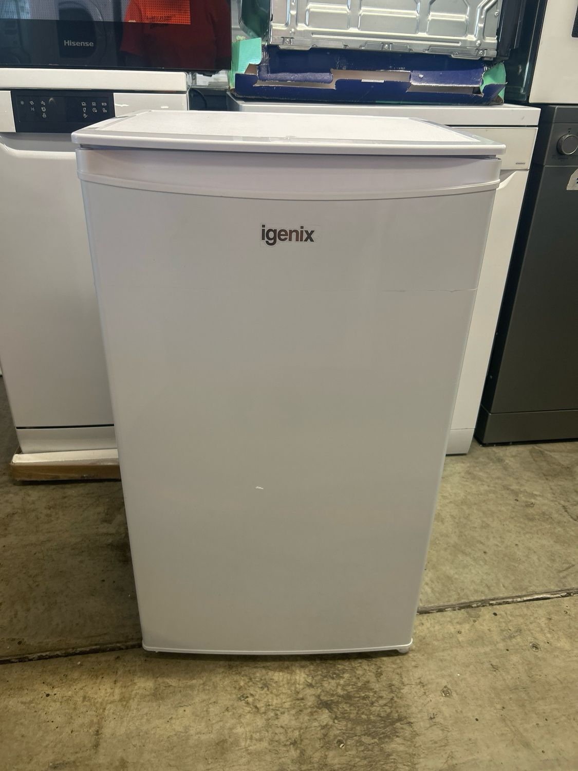 Igenix IG3960 W48cm H83cm White Under Counter Larder Fridge White Brand New