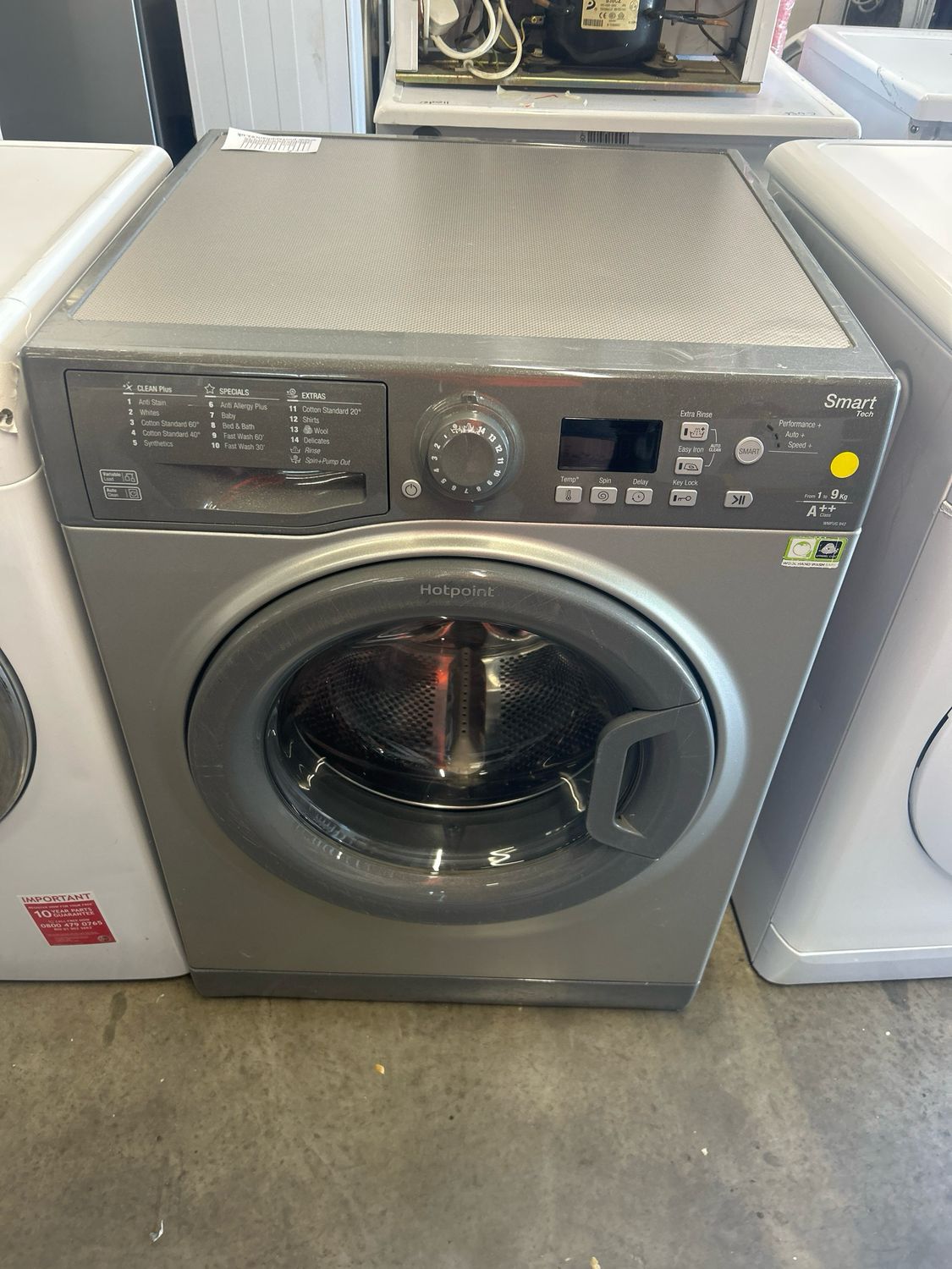 Hotpoint WMFUG942 9kg 1400rpm Washing Machine Graphite Grey