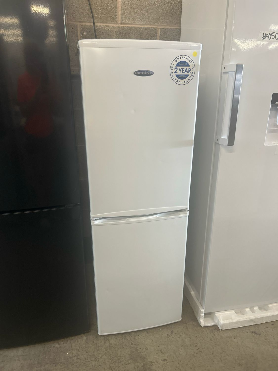 Ice King Fridge Freezer H144cm W48cm White