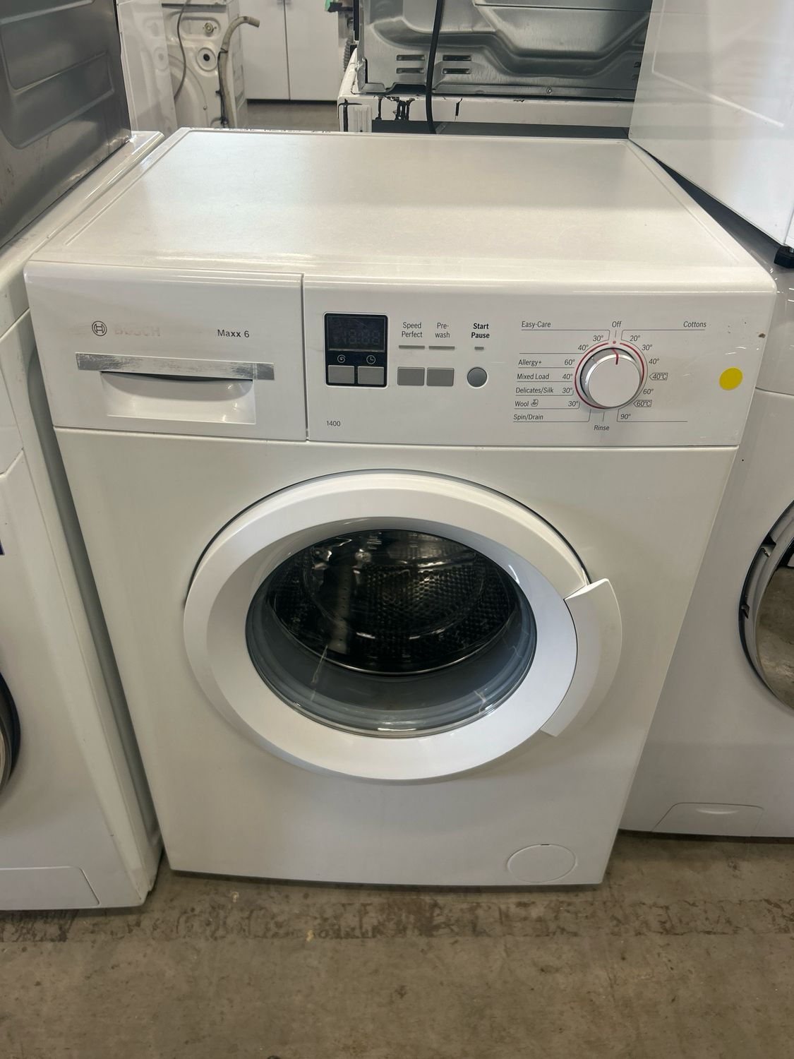 Bosch 8kg 1400rpm Washing Machine White