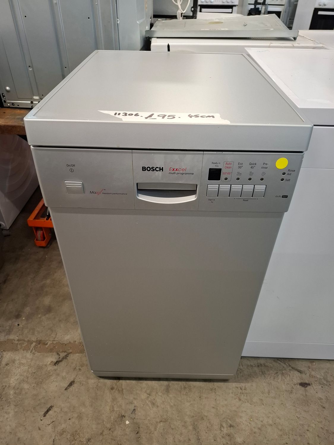 Bosch 45cm Freestanding Slimline Dishwasher Silver