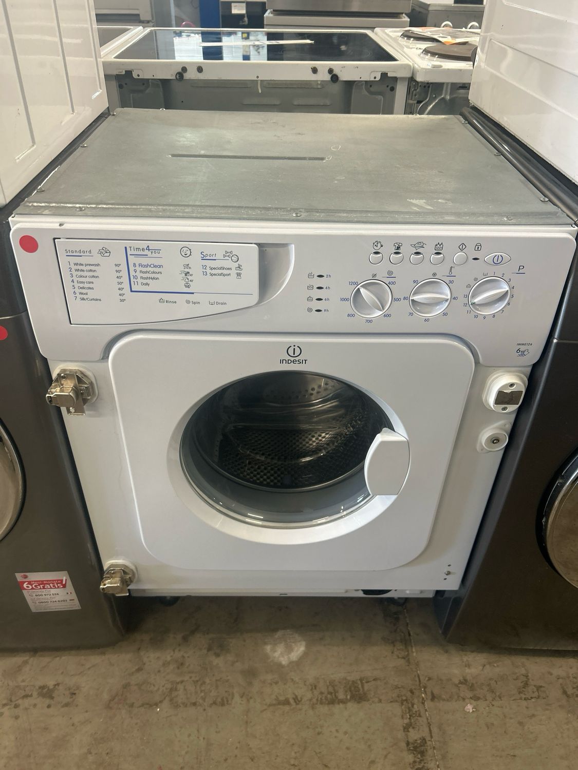 Indesit IWME126 6KG 1200rpm Built in Integrated Washing Machine White