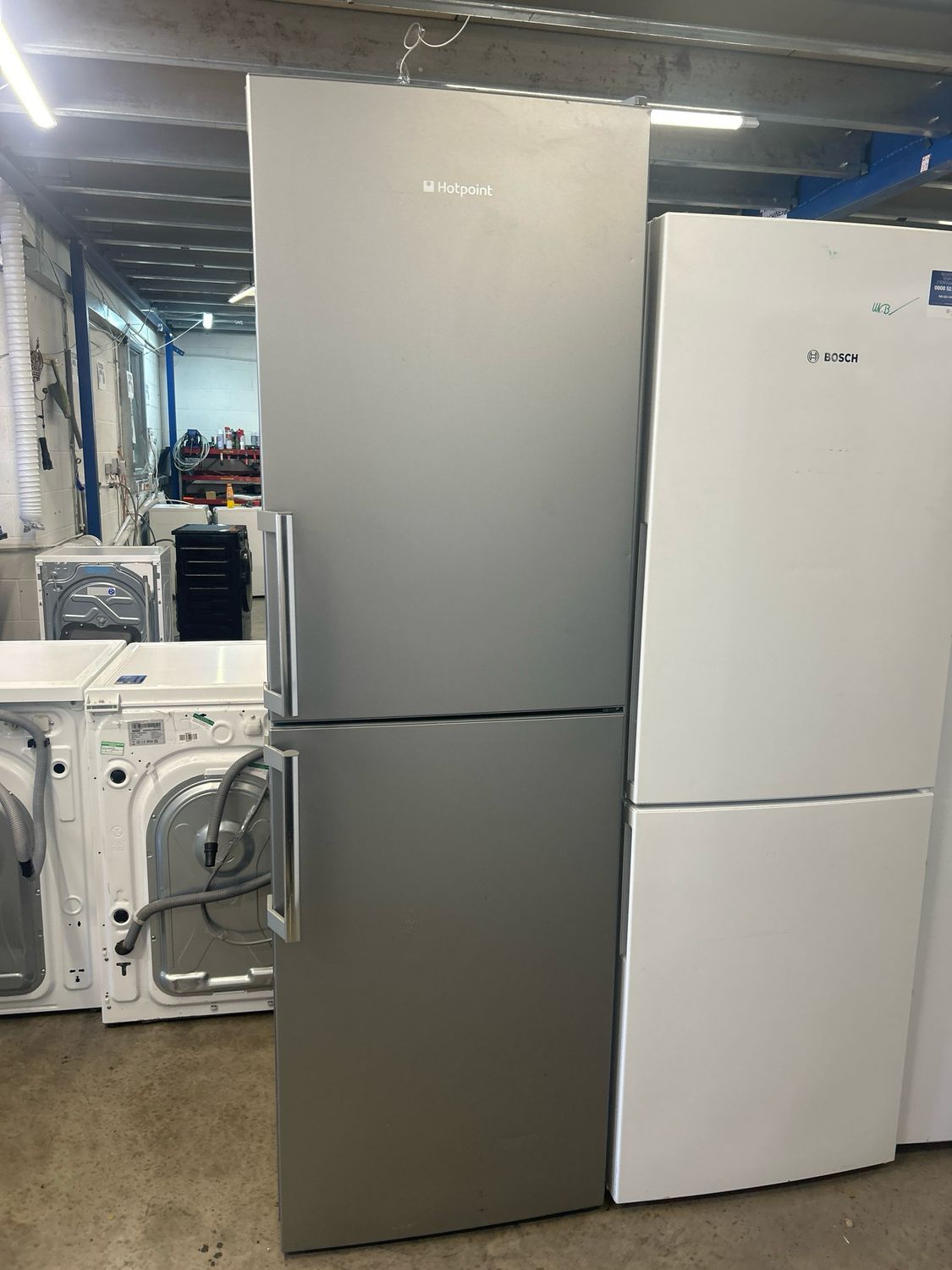 Hotpoint XECO85TI Fridge Freezer Silver H190cm W60cm