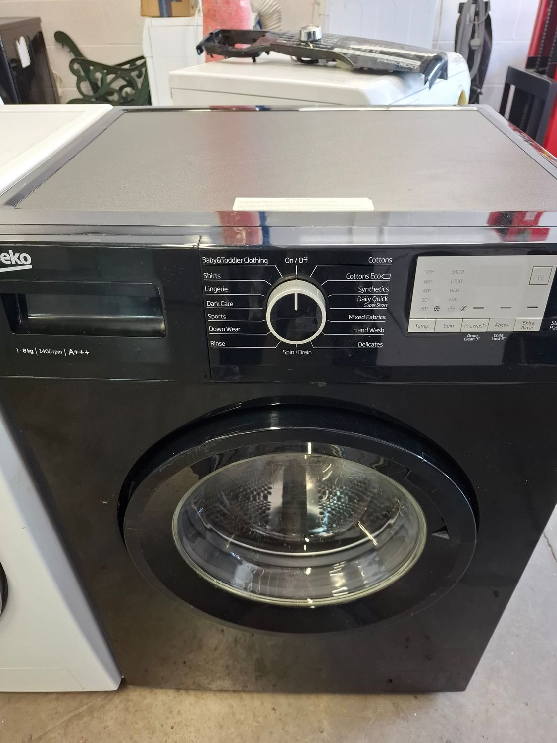 ///Beko WTG841B1B 8kg 1400rpm Washing Machine Black