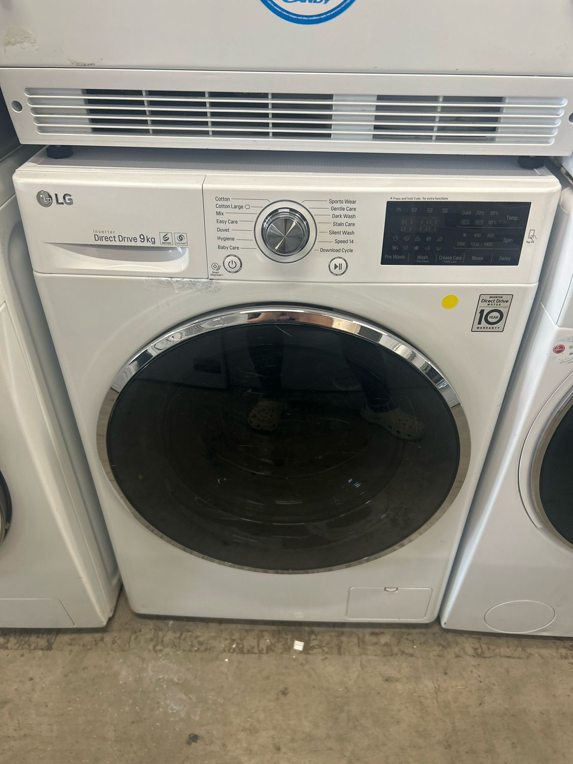 LG FH4U2VCN2 9kg 1400rpm Washing Machine White
