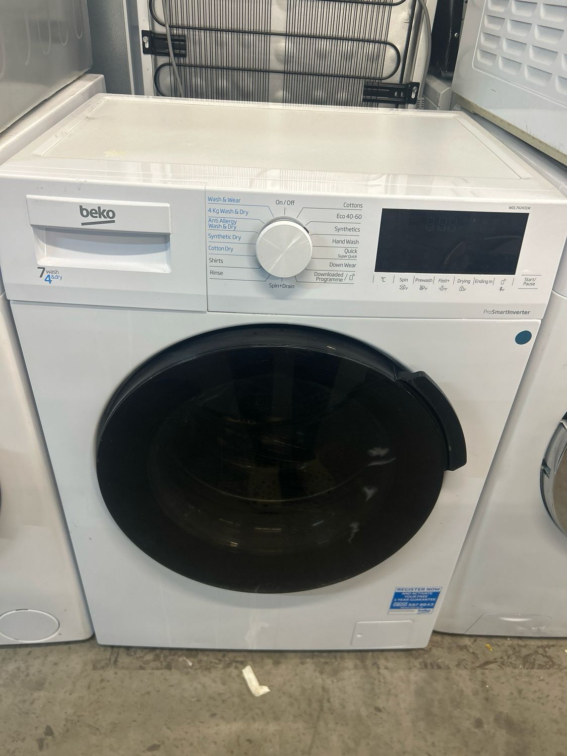 Beko WDL742431W 7+4kg 1400rpm Washer Dryer White