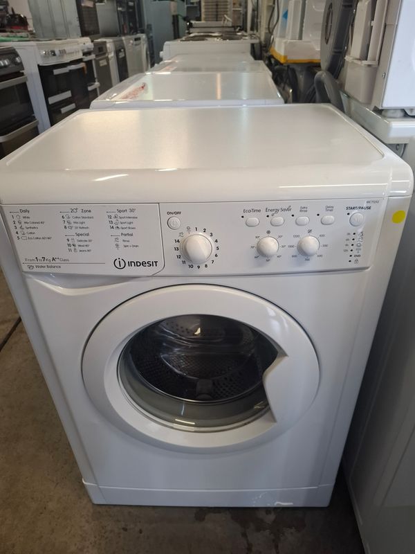 Indesit IWC71252W 7kg Load 1200 Spin Washing Machine Refurbished 