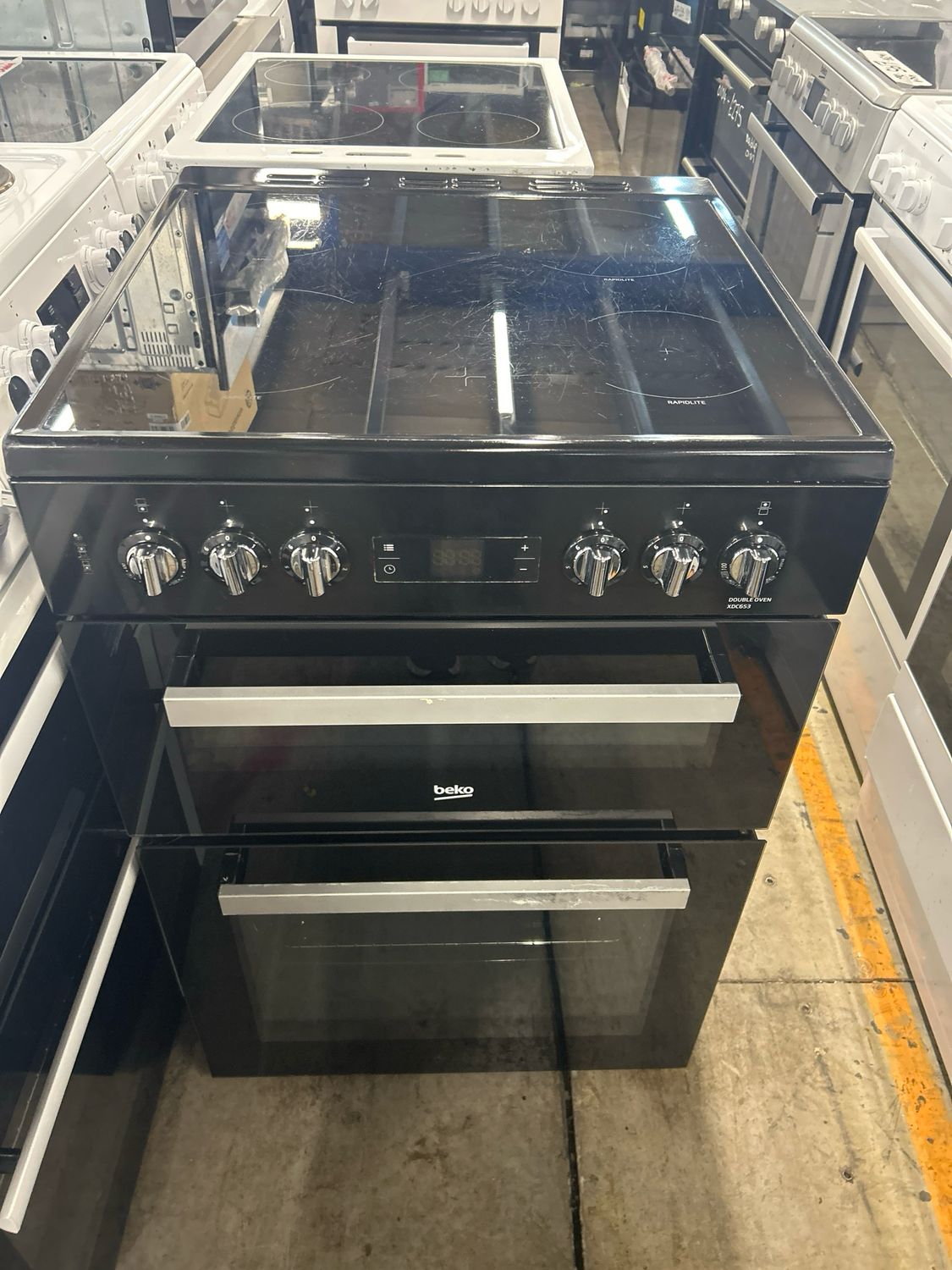 Beko XDC653k 60cm Electric cooker Double Oven Black