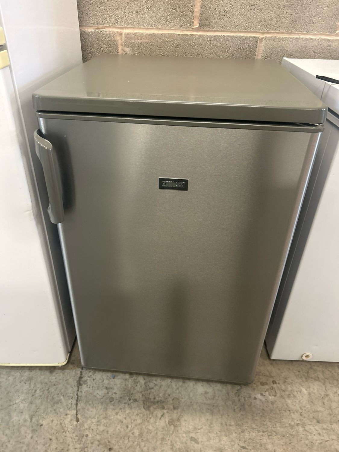 Zanussi 55cm Under Counter Fridge Silver