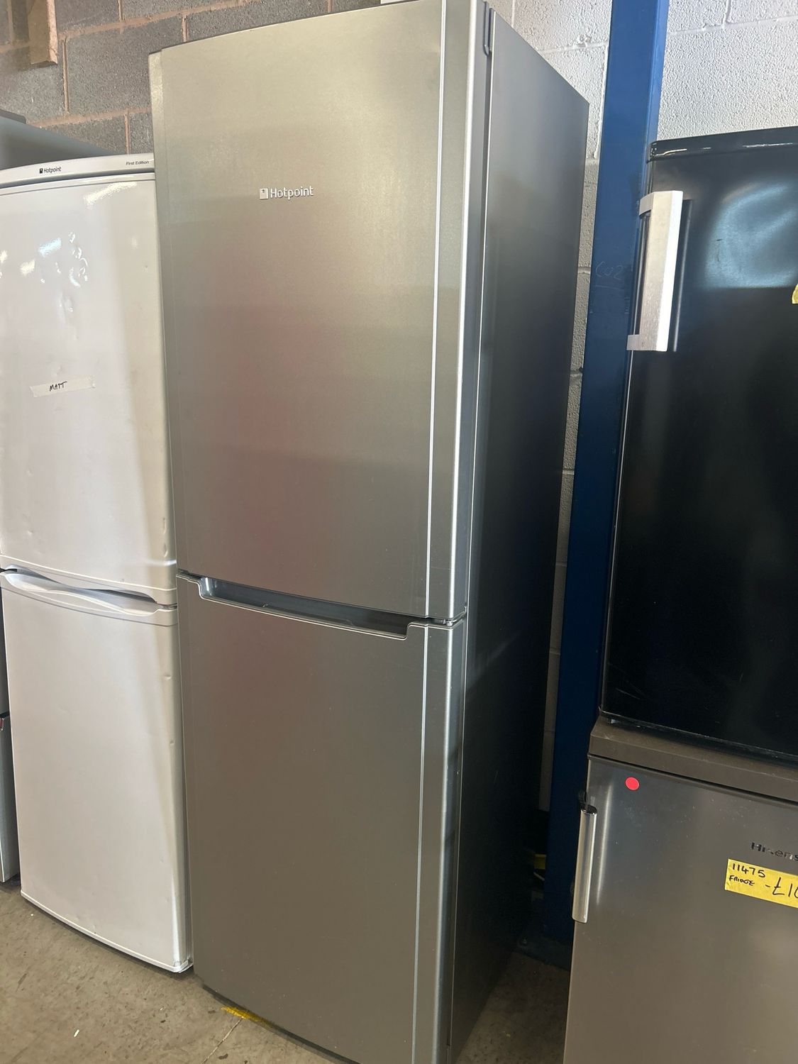 Hotpoint Fridge Freezer Silver H186cm W60cm