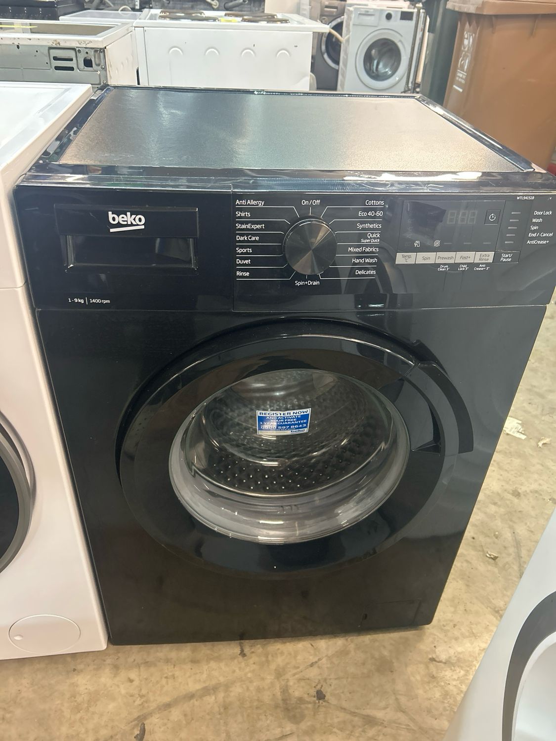 Beko WTL94151B 9kg 1400rpm Washing Machine Black