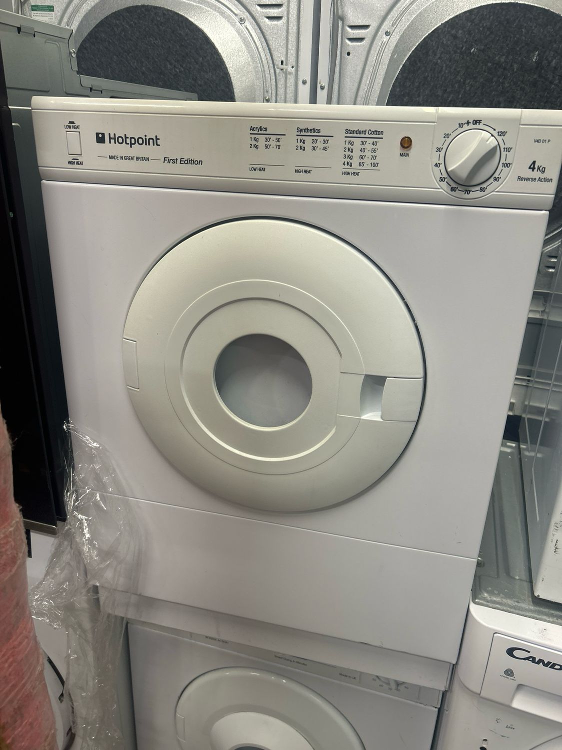 Hotpoint 4KG Compact Tumble Dryer White
