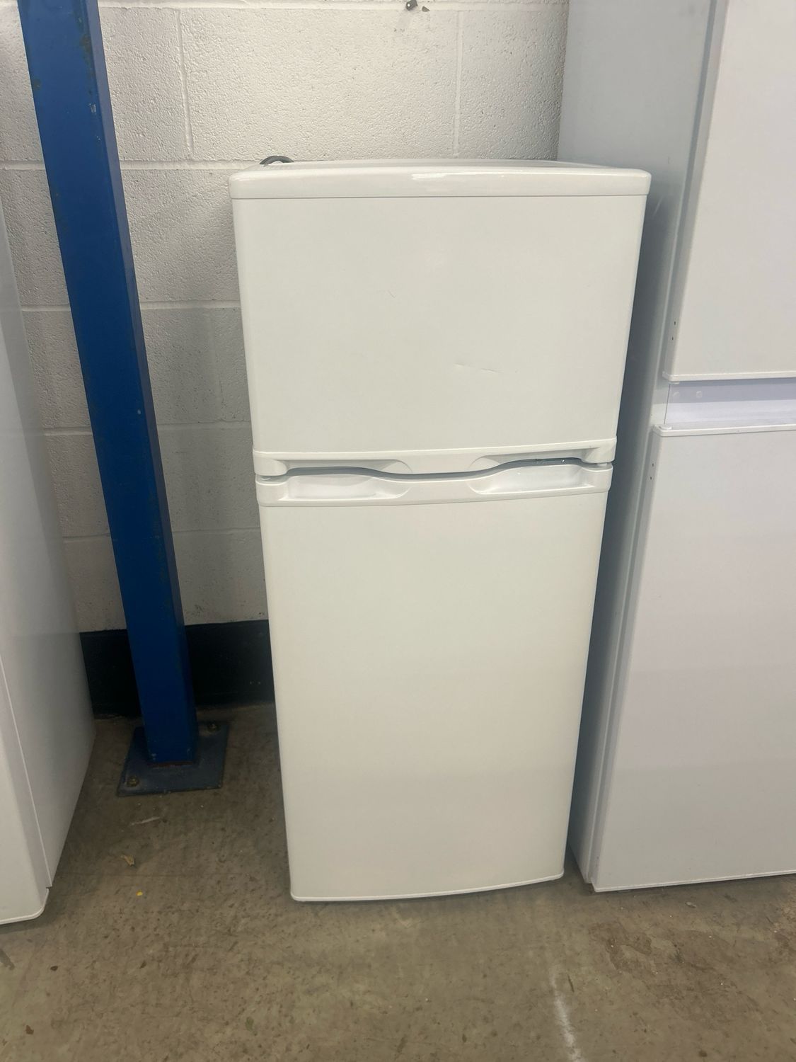 Essentials Fridge Freezer White H115cm W48cm