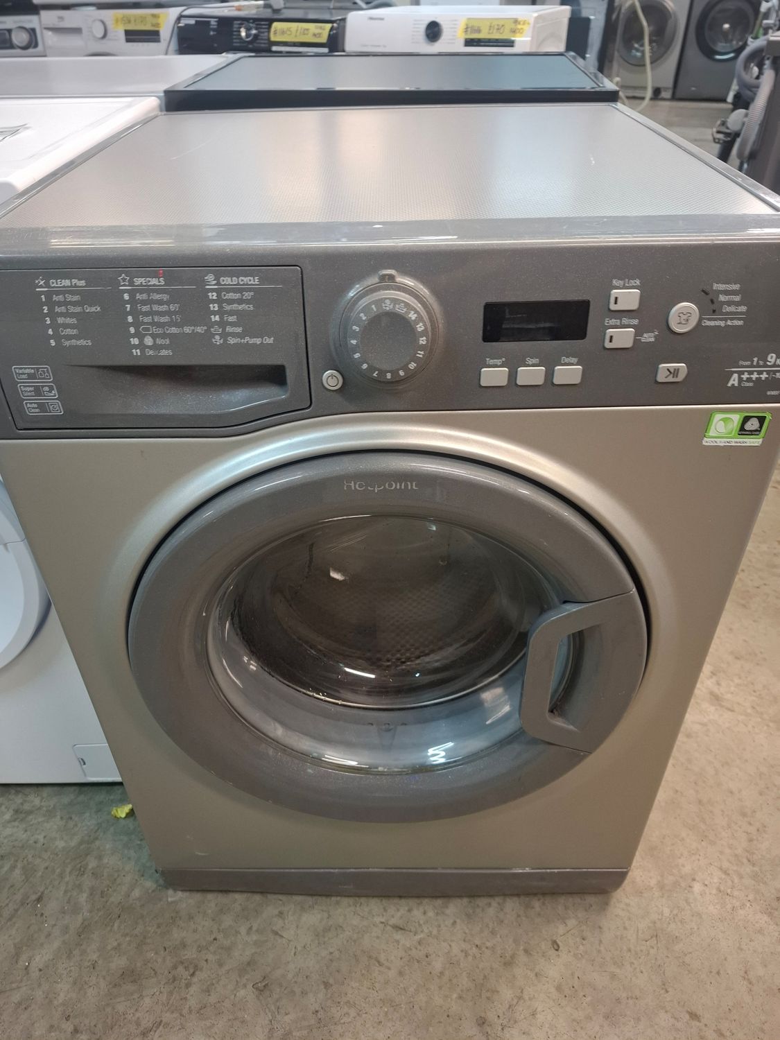Hotpoint WMBF944 9kg 1400rpm Washing Machine Graphite Grey