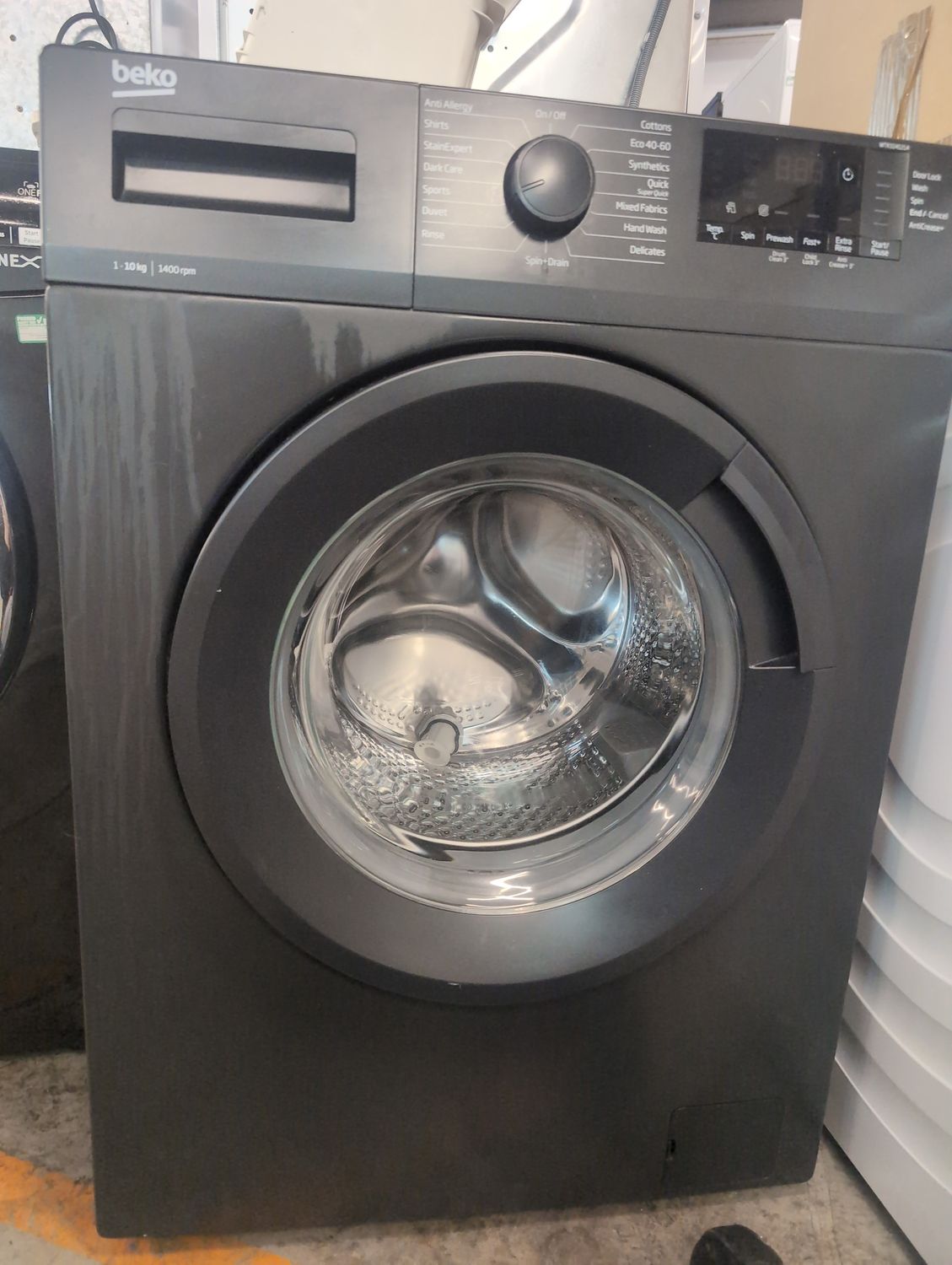 Beko WTK104121A 10kg 1400rpm Washing Machine Black