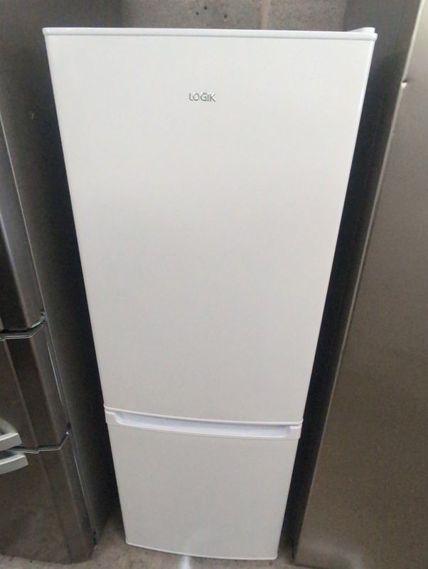 Logik L50BW23 Fridge Freezer H142cm W49cm White