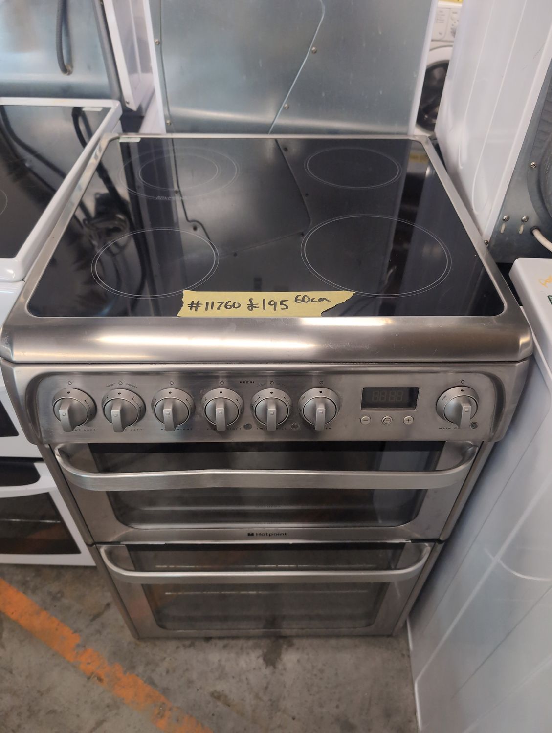 Hotpoint 60cm Electric cooker - Double Oven - Silver