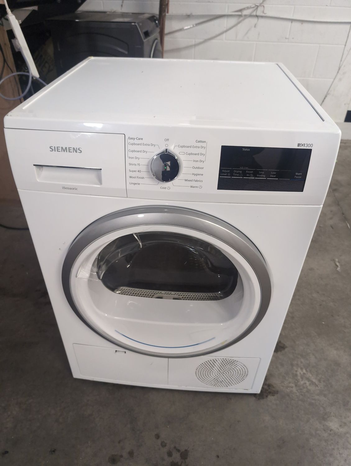 Siemens WT45N200 8KG Condenser Dryer White