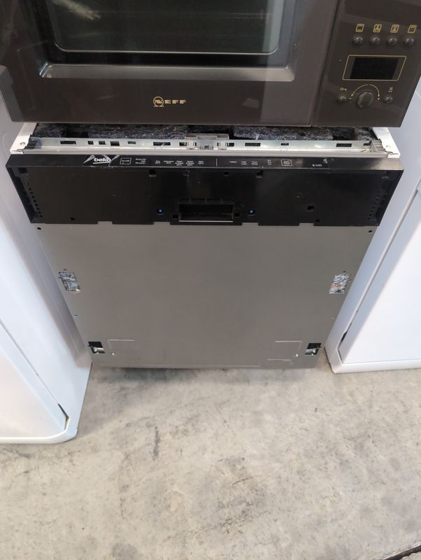 Beko DIN15X20 Integrated Dishwasher 60cm New Graded